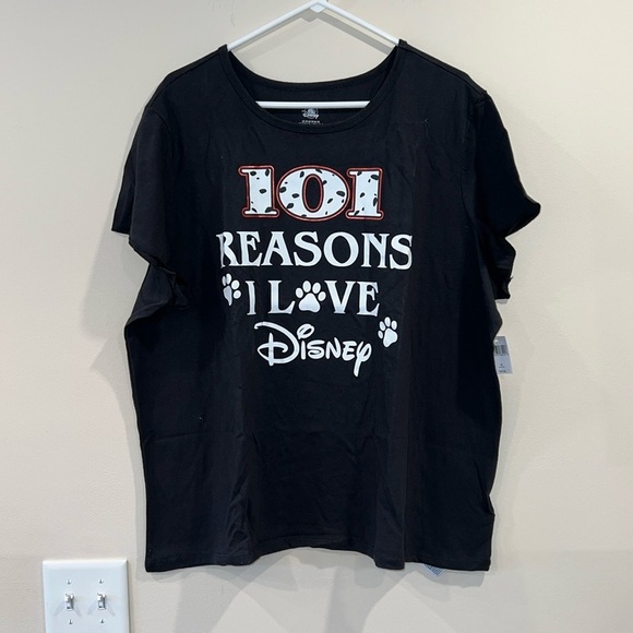 Disney Top🔥 - Picture 1 of 7
